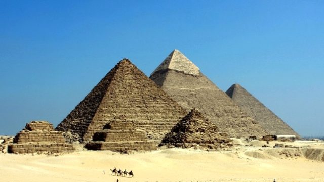 ギザの3大ピラミッド