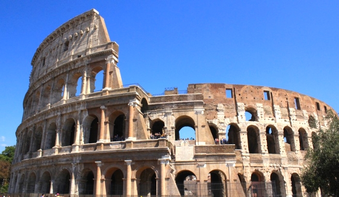 ローマの美術・コロッセウム